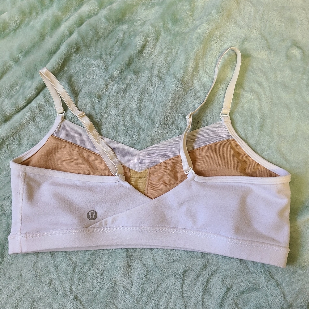 🍋 Lululemon sports bra SIZE 8
